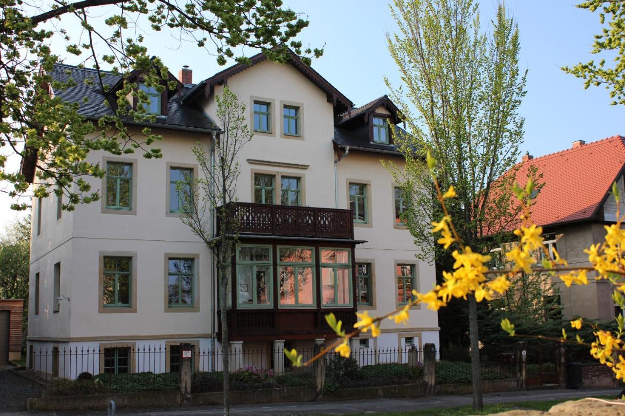 Traumhafte Etagenwohnung In Gunderzeitvilla Dresda Exterior foto